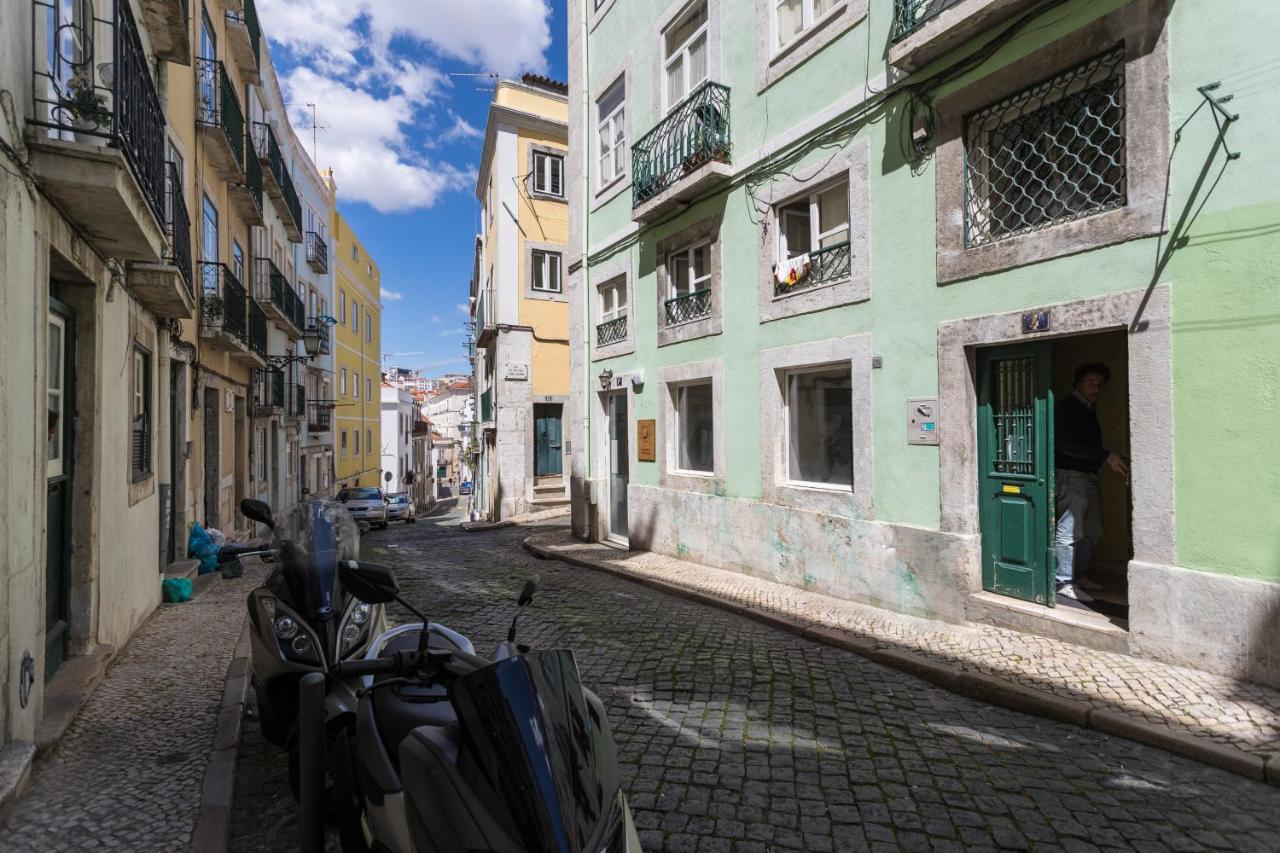 Charming Apartment Travessa Do Alcaide Lisboa Extérieur photo