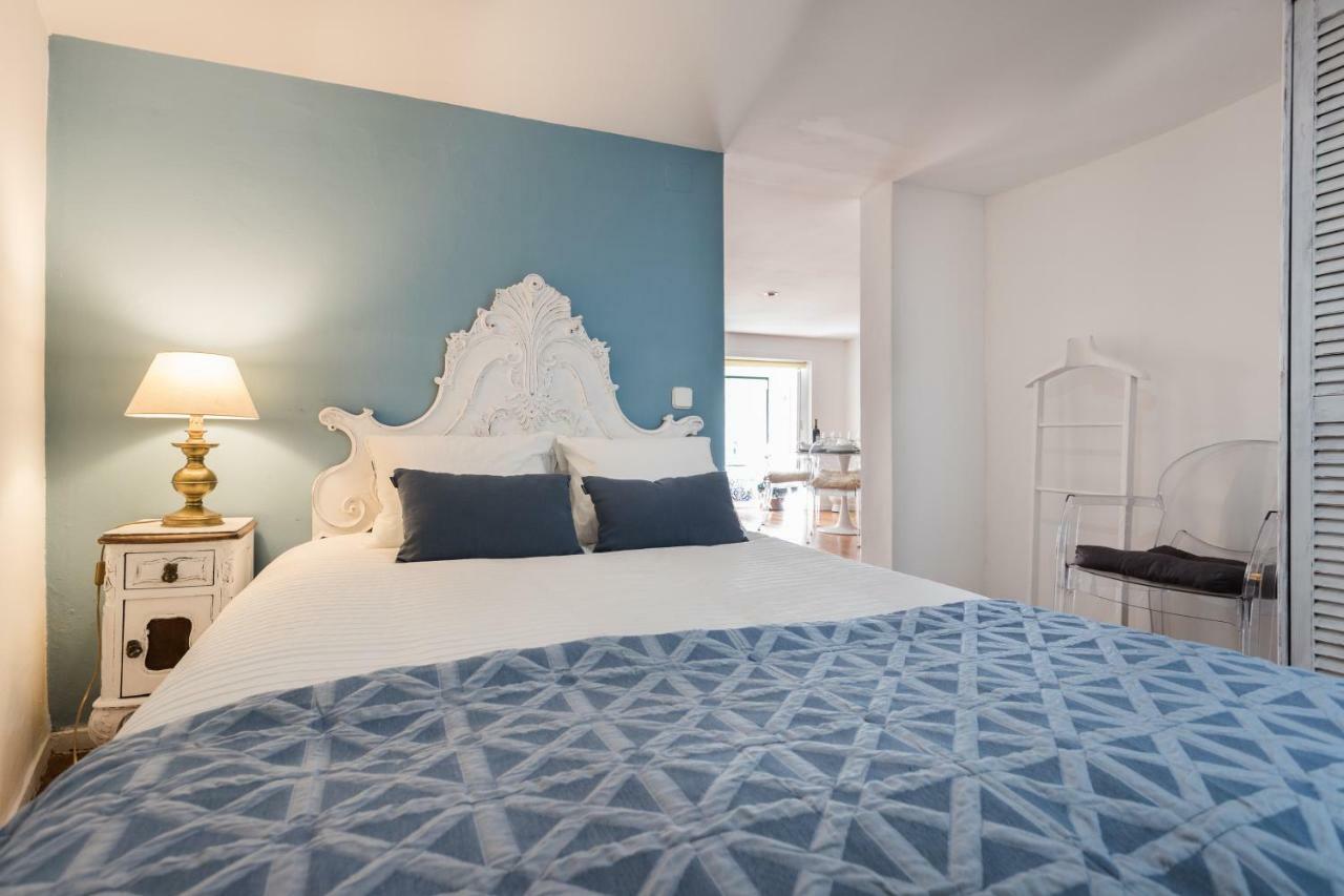 Charming Apartment Travessa Do Alcaide Lisboa Extérieur photo
