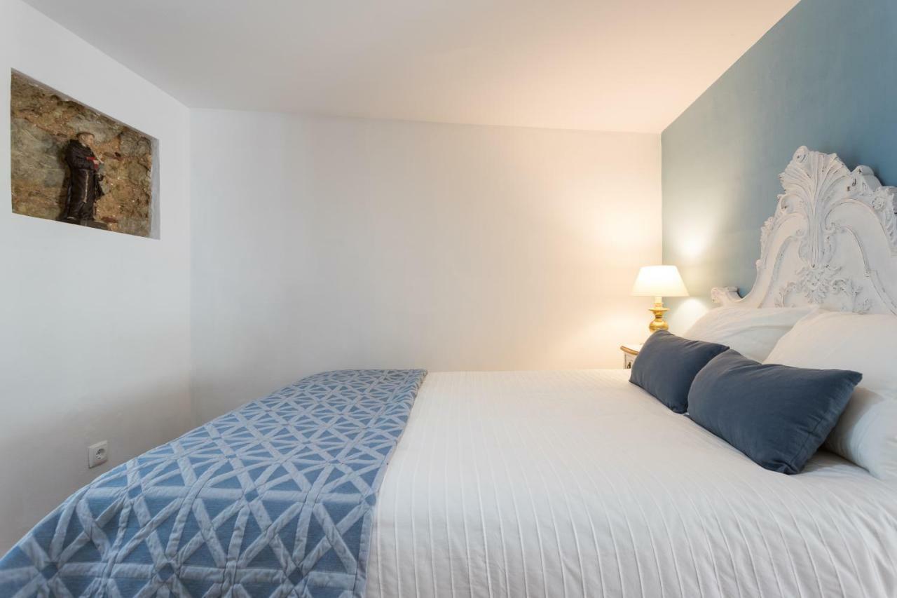 Charming Apartment Travessa Do Alcaide Lisboa Extérieur photo